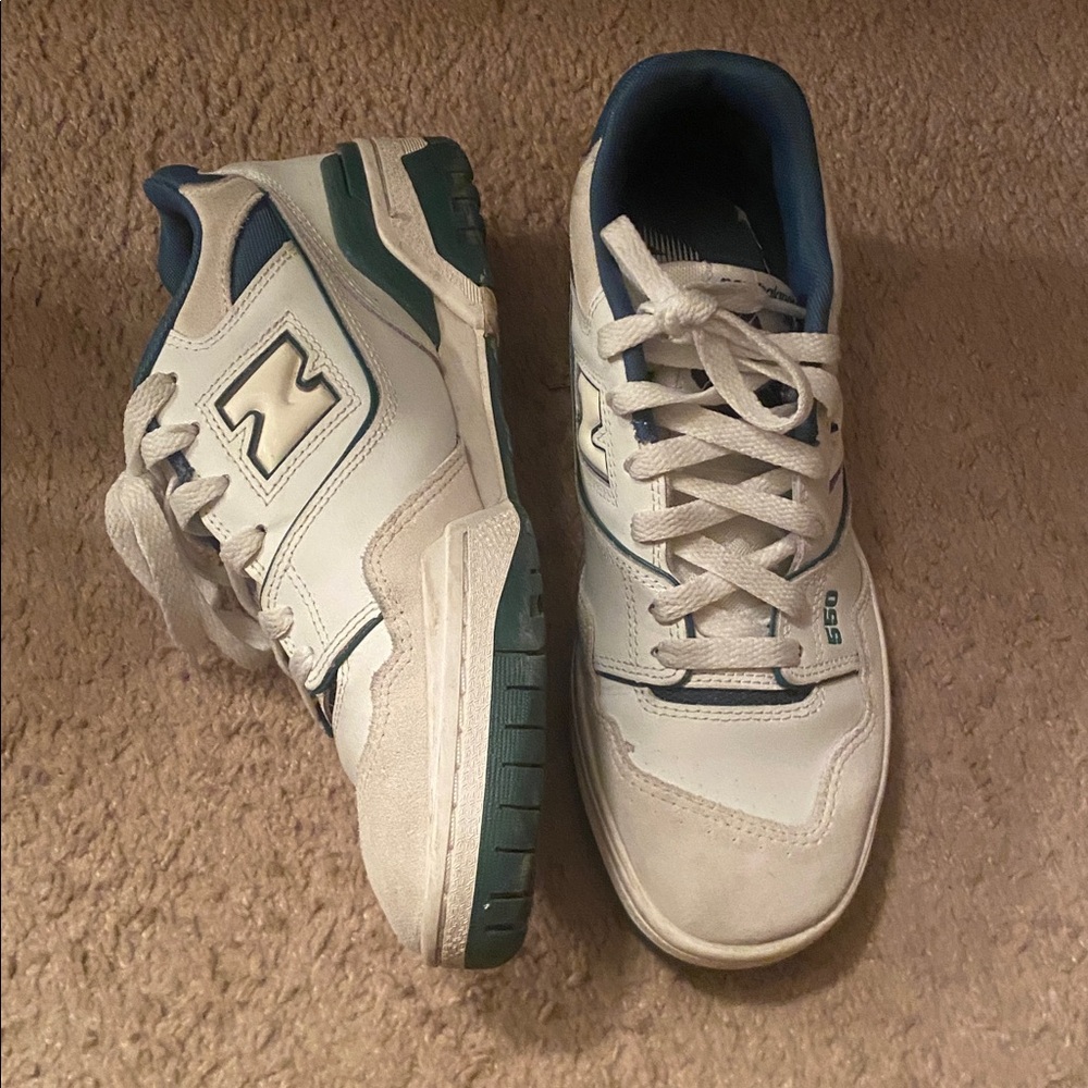 New Balance 550 - Picture 3 of 4